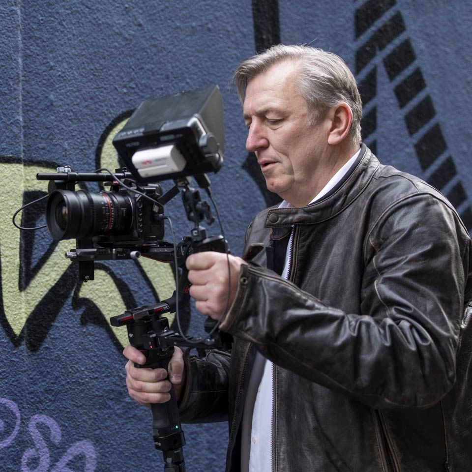 DA SCHAU HER ... Videoreportage ... Filmset Donnersberger Brücke