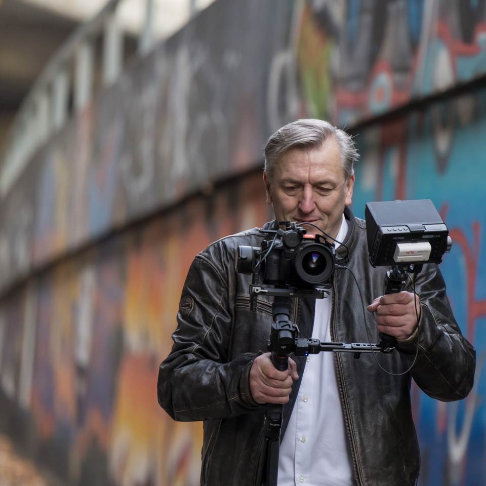 DA SCHAU HER ...Imagefilme Produktvideo ... Kameramann Siegfried Romanek