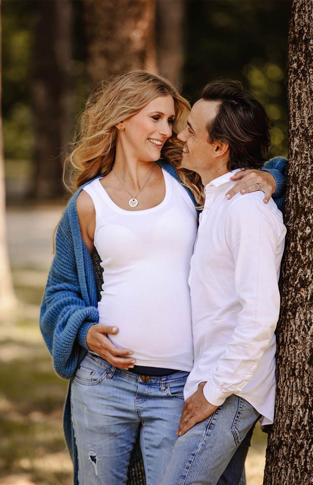 Babybauchshooting der Münchner Fotografin Anne Deml - Babybauch Fotos Fine Art