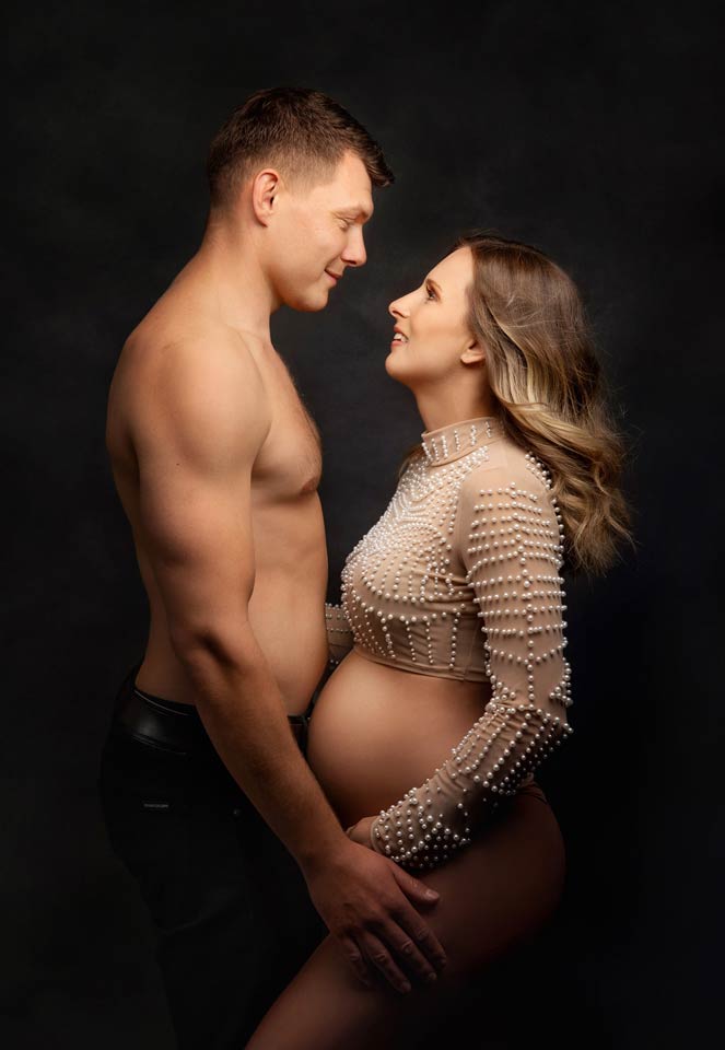 Babybauchshooting Fine Art mit der Münchner Fotografin Anne Deml - Fotokunst