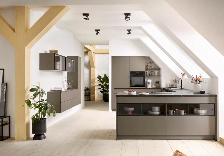 SCHÜLLER KÜCHEN bei Treffpunkt Küche Niggemeyer in Salzkotten nahe Paderborn