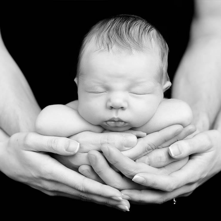 Newbornshooting Neugeborenenshooting mit Babyfotografin Marion Hogl aus München