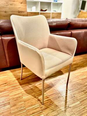 Stühle ... Landshut Regensburg Straubing Dingolfing