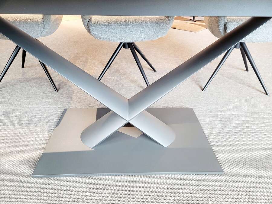 Keramiktisch Contur Savonapräsentiert von: Möbel Klingl GmbH  in Mallersdorf-Pfaffenberg  in der Region …  Mallersdorf Landshut Straubing Dingolfing Deggendorf Regensburg Ergoldsbach 